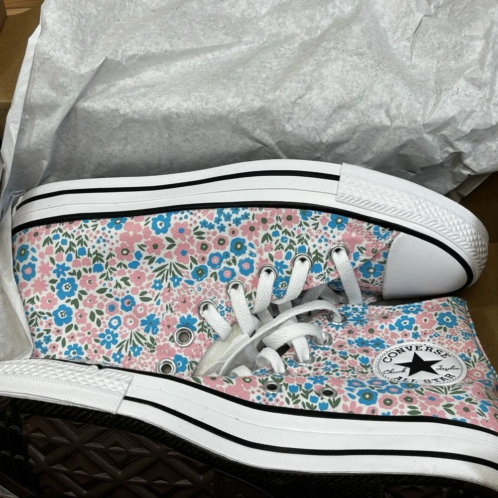 Converse  CTAS High-Top Sneaker, White/pink Blue  Floral Flowers Woman's Sz 8.5